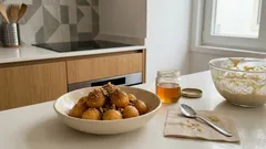 Loukoumádes com mel e canela: o detalhe que faz toda a diferença para ficarem dourados e fofos